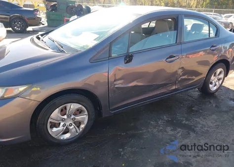 2015 Honda Civic Lx z USA, uszkodzony, nr VIN 2HGFB2F5XFH552582